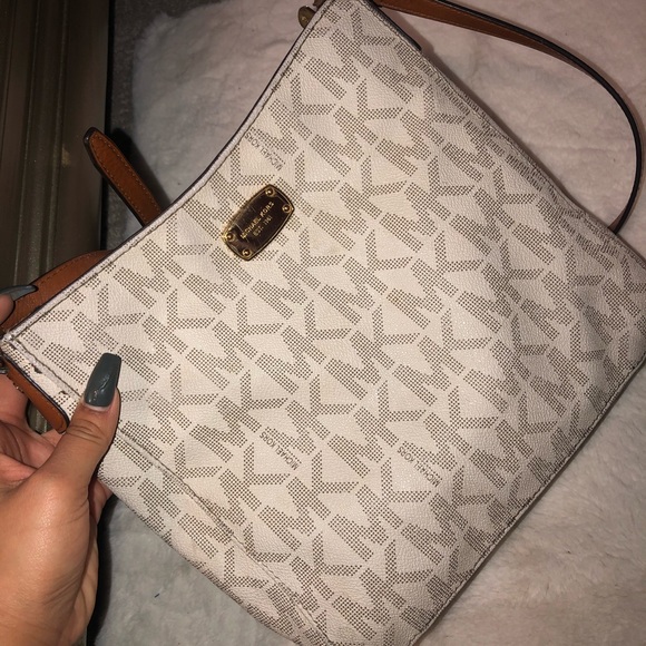 Michael Kors Handbags - MICHAEL KORS MK PRINT CROSSBODY PURSE WHITE NUDE